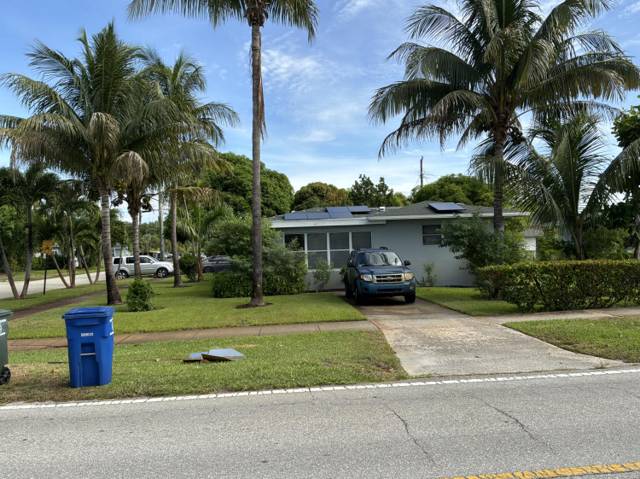 105 4TH Street #105, home for sale in Lake Park