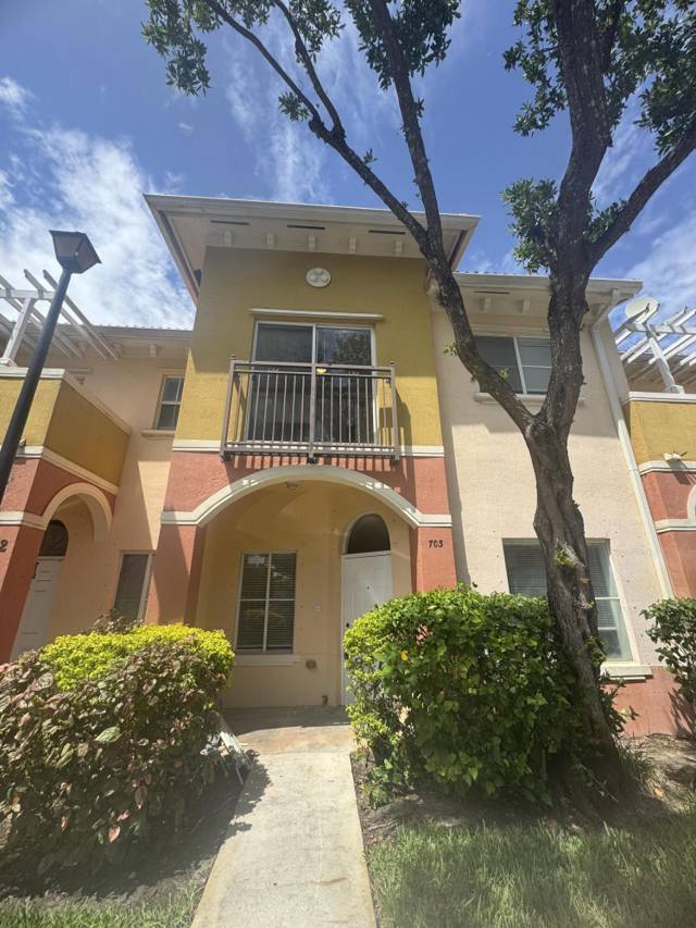 703 N SANTA CATALINA Circle #703, home for sale in North Lauderdale