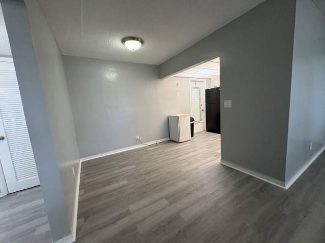 2031 DEWEY Street #101