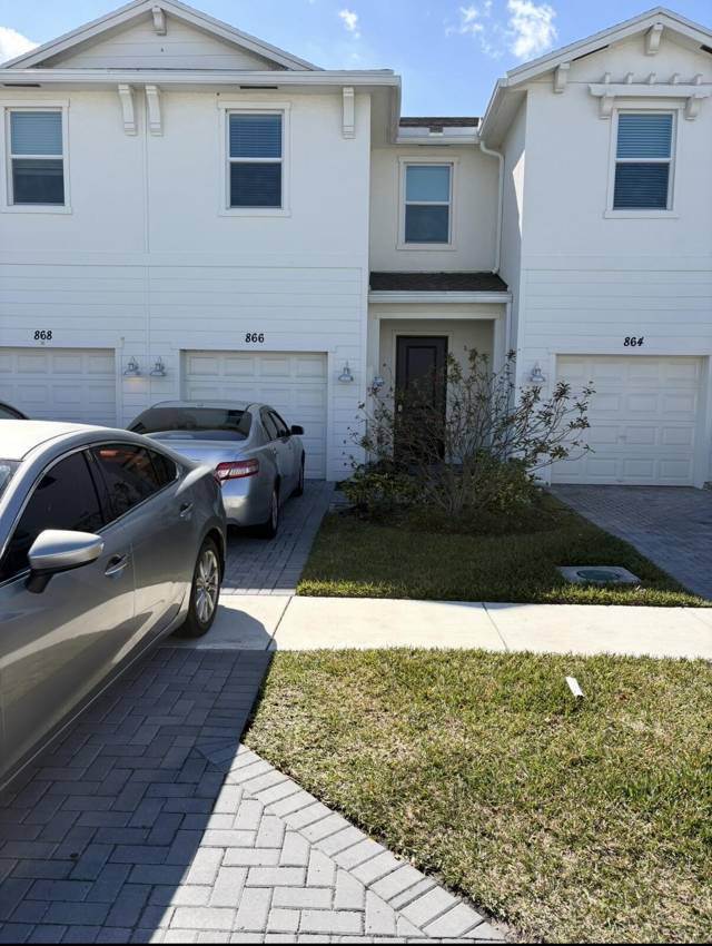 866 SE Grovebush Lane