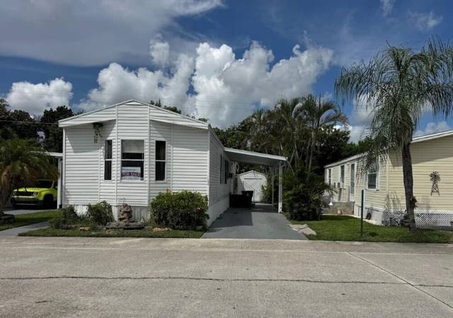 104 Plantation Boulevard #104, home for sale in Greenacres