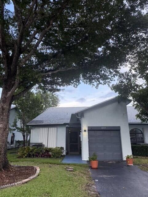 8204 NW 100th Lane