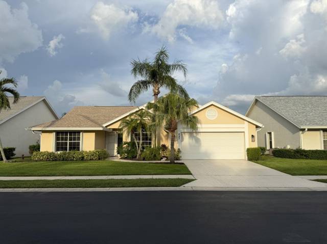 237 MOCCASIN Trail home for sale in Indian Creek