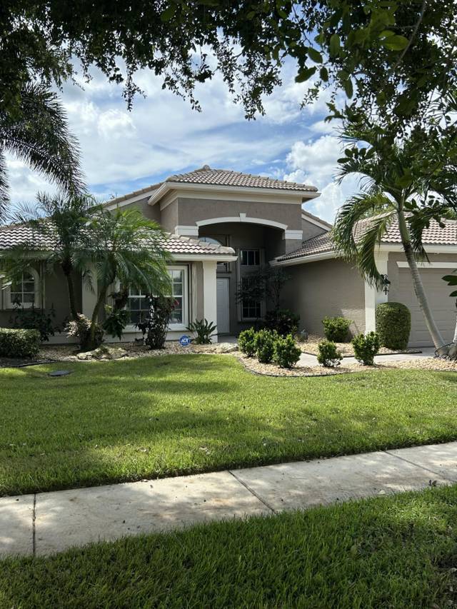 13207 Vedra Lake Circle, Delray Beach 33446 home for sale