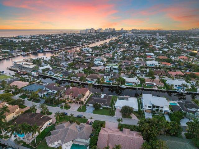 3200 NE 59th Street