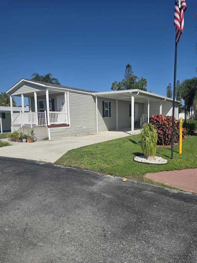 202 Flamingo Avenue home for sale in Sandhill Shores