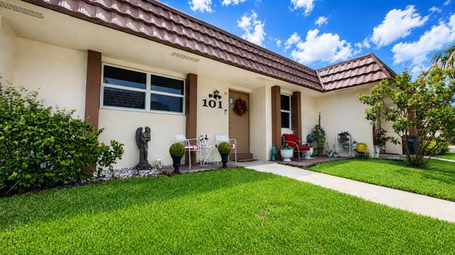 5780 W FERNLEY Drive #101 home for sale in Cresthaven Condo Townhomes