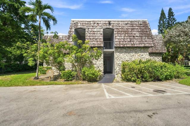 3101 Oakland Shores Drive #H210, home for sale in Oakland Park