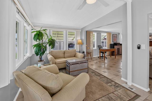 14011 KINGSTON BAY home for sale in Jamaica Bay Mobile Home Co Op