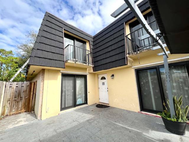295 Woodland Road
