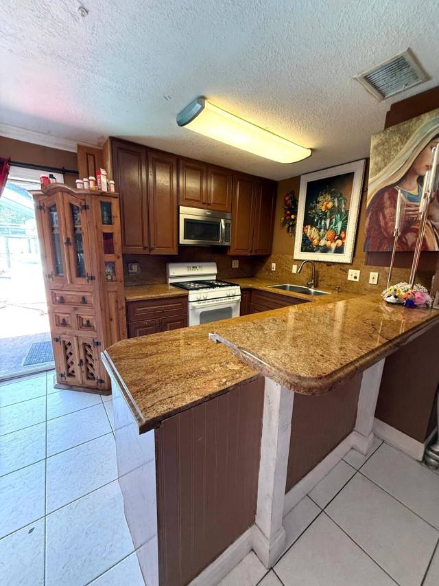 1441 W Central Street, home for sale in Lantana