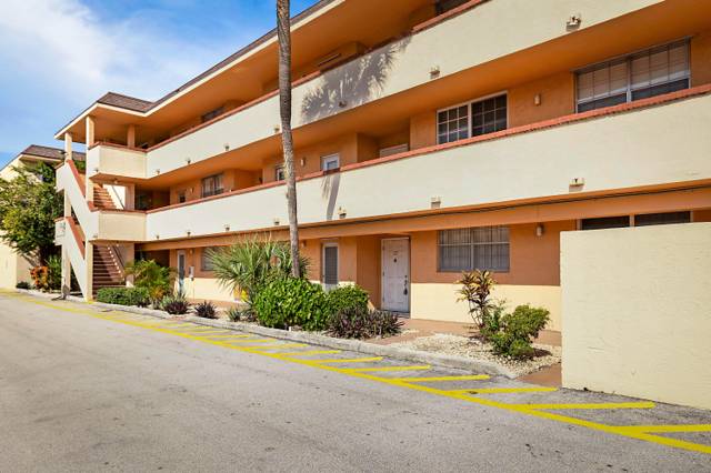 4502 N Federal Highway #125c, home for sale in Lighthouse Point
