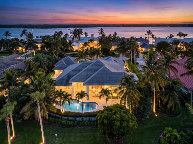 7037 SE Harbor Circle home for sale in Sailfish Point