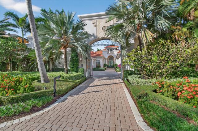 331 MIZNER LAKE ESTATES Drive home for sale in Mizner Lake Estates