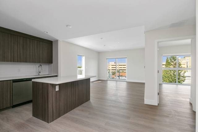 1938 Jackson Street #402