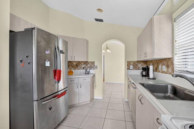 13030 Hampton Lakes Circle
