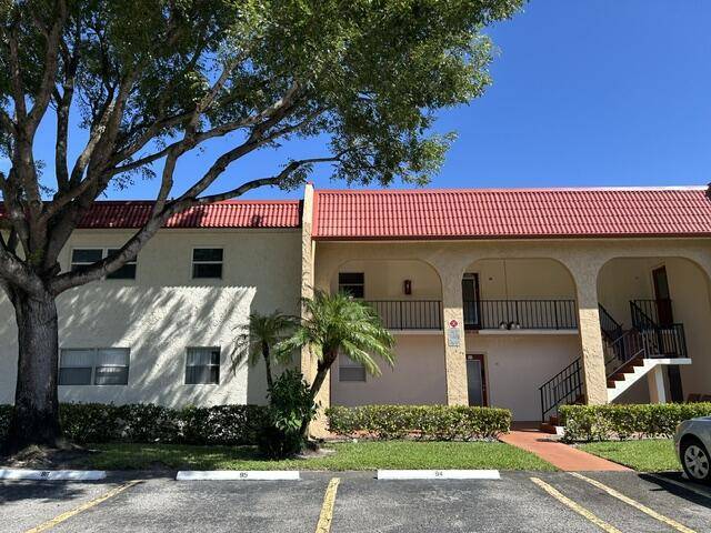 471 Lake Dora Drive home for sale in Golden Lakes Village