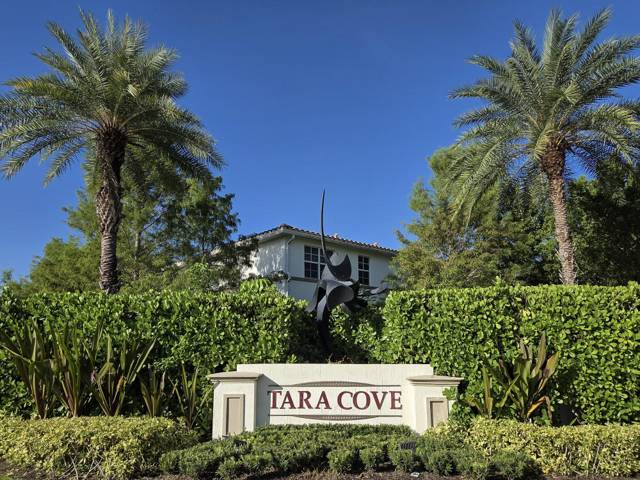 4679 TARA COVE Way, home for sale in West Palm Beach
