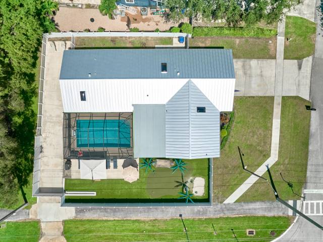 708 Weldwood Road home for sale in Brentwood South As