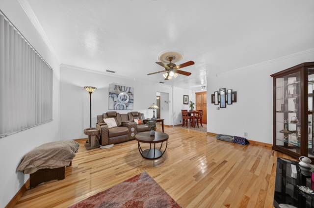 2310 SCOTT Street home for sale in Hollywood Park