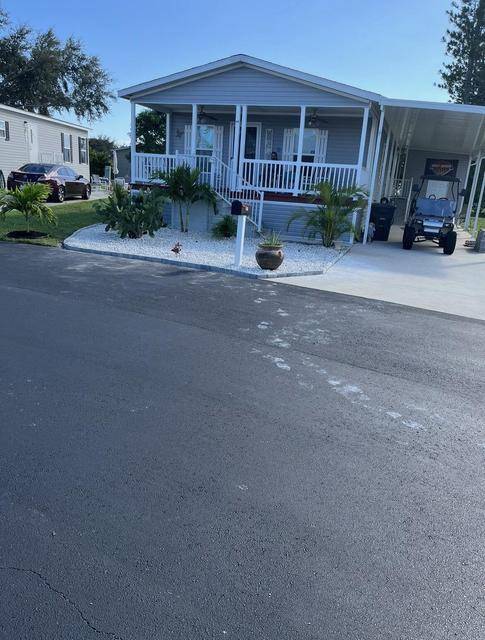 88 Sandhill Boulevard