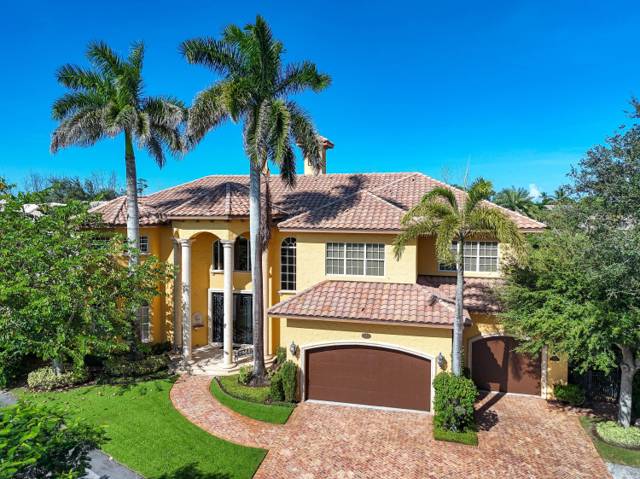 18519 SE Palm Island Lane