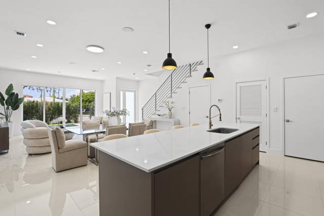 1807 NE 13 Street #1807