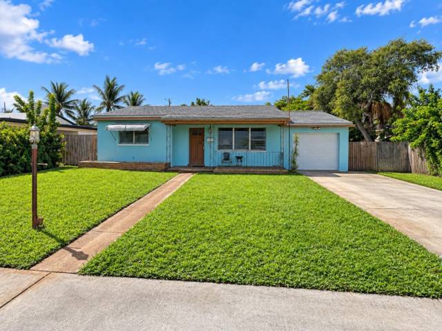 110 SE 3rd Avenue