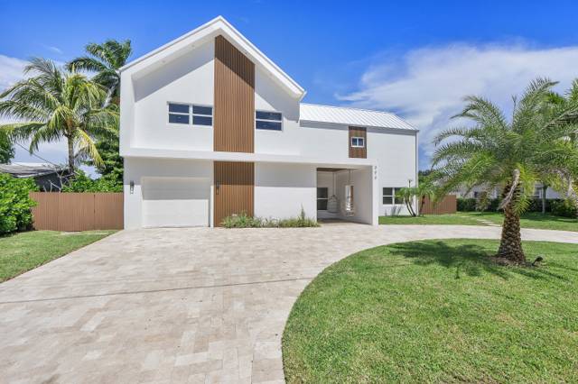 303 SW 14TH Place home for sale in Boca Islands