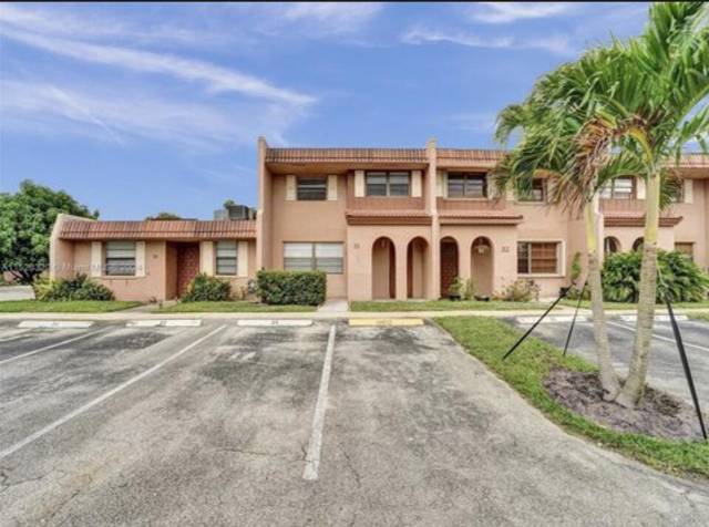 31 SEVILLE Circle #2-49, home for sale in Davie
