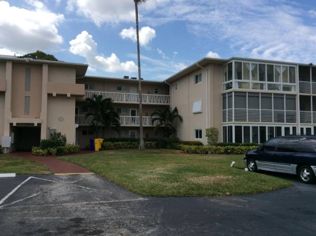 2562 GARDEN Drive #204, home for sale in Lake Worth