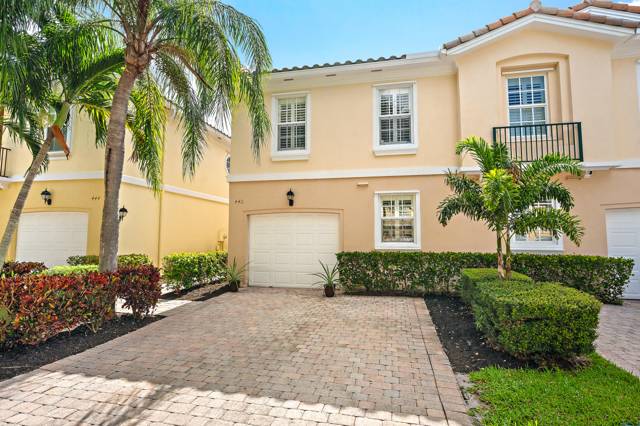 442 Capistrano Drive home for sale in Catalina Lakes