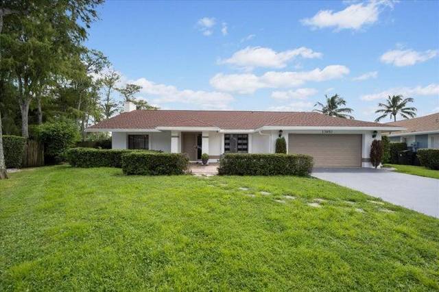 13950 BARBERRY Court home for sale in Sugar Pond Manor Of Wellington