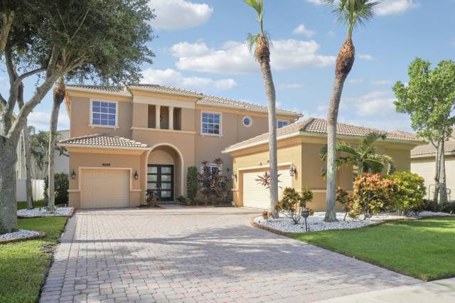 8608 PALISADES LAKE Drive