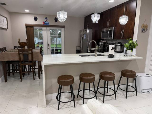 4307 CYPRESS Lane