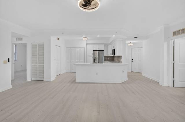 1690 RENAISSANCE COMMONS Boulevard #1201