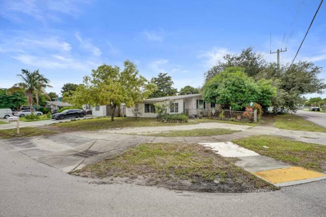 3630 SW 40th Street, home for sale in West Park