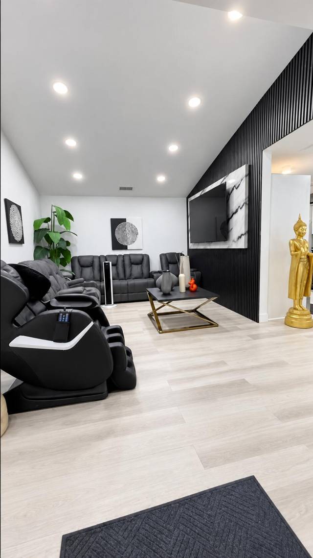 1034 MANOR Drive, home for sale in Palm Springs