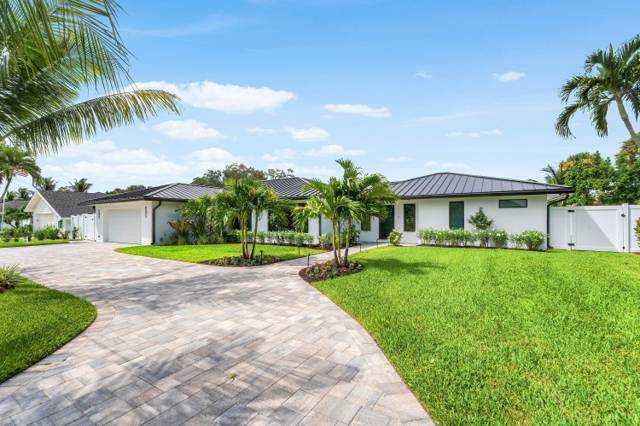 111 FAIRVIEW home for sale in Tequesta