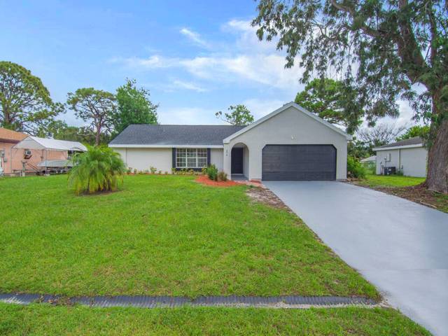 374 SW Homeland Road
