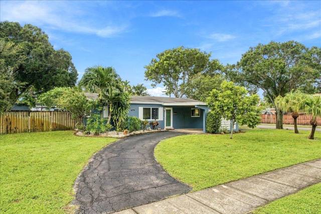 3366 SW 16TH Court home for sale in Riverland Village
