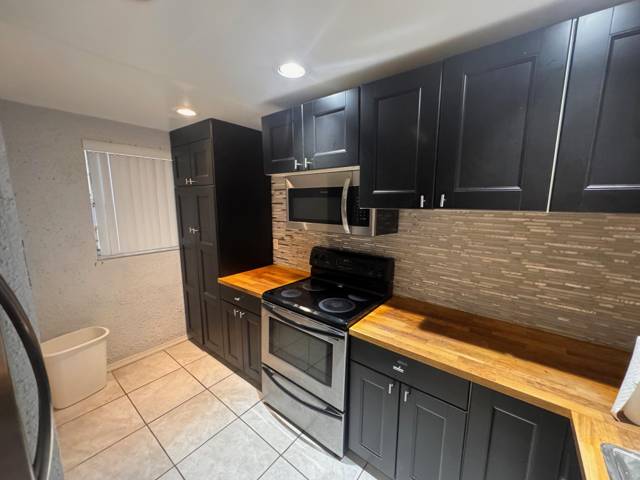 9480 Poinciana Place #310