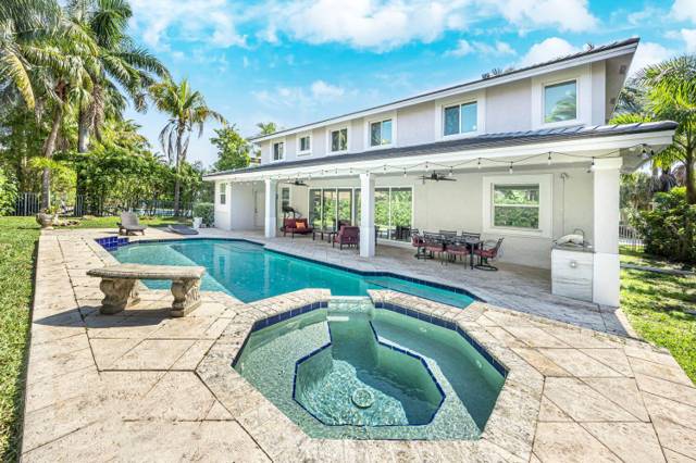 1879 HIDDEN TRAIL Lane