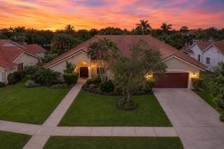 2156 AMESBURY Circle home for sale in Greenview Shores 2 of Wellington