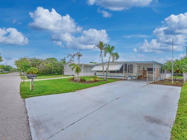 7965 SE WREN Avenue, home for sale in Hobe Sound