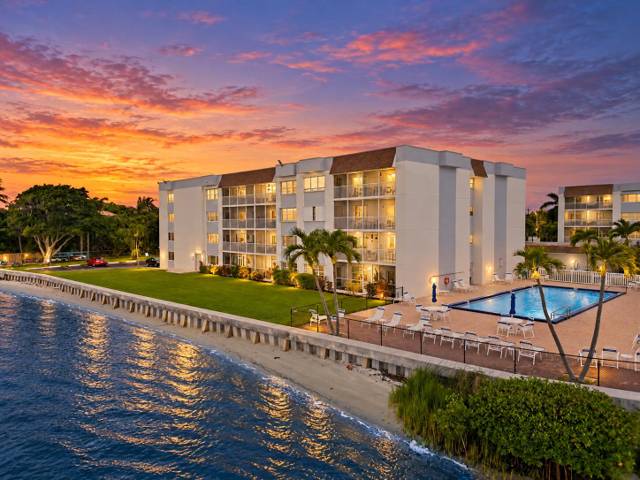 1516 S Lakeside Drive #408, home for sale in Lake Worth Beach