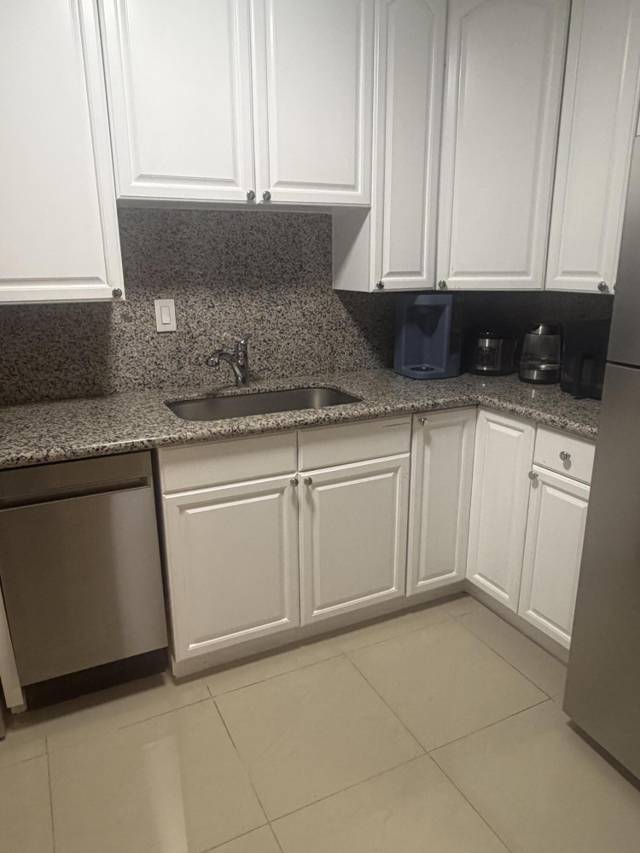 340 NW 19th Street #Unit 209