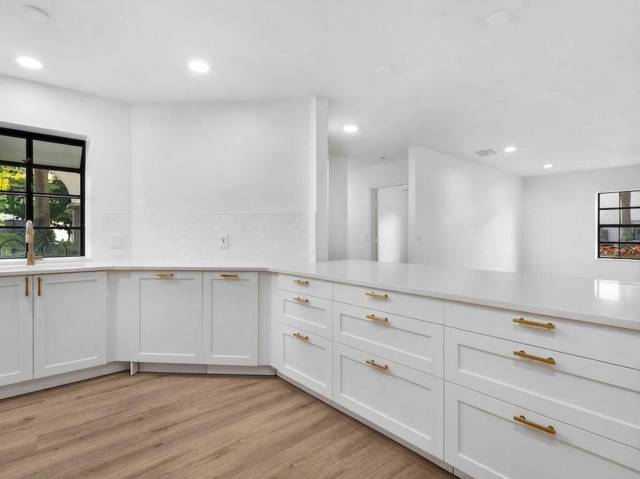 5250 EUROPA Drive #B