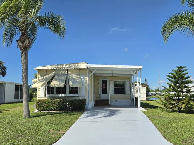 99 W Caribbean, home for sale in Port St. Lucie