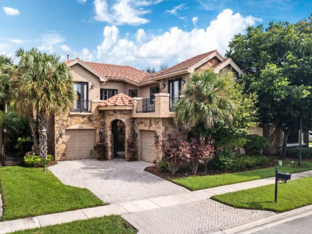 10325 Medicis Place home for sale in Versailles